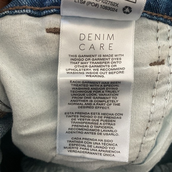 Kensie True Vintage Blue Denim Distressed Jeans Size 8/29 Style# EFI02752X - Picture 8 of 8